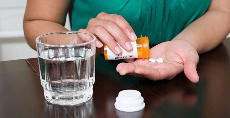 zażywanie tabletek łagodzących ból w dolnej części pleców